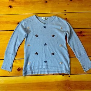 Gray long sleeve shirt with stars on it ⭐️